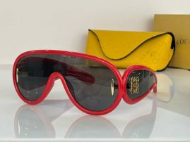 Picture of Loewe Sunglasses _SKUfw52366981fw